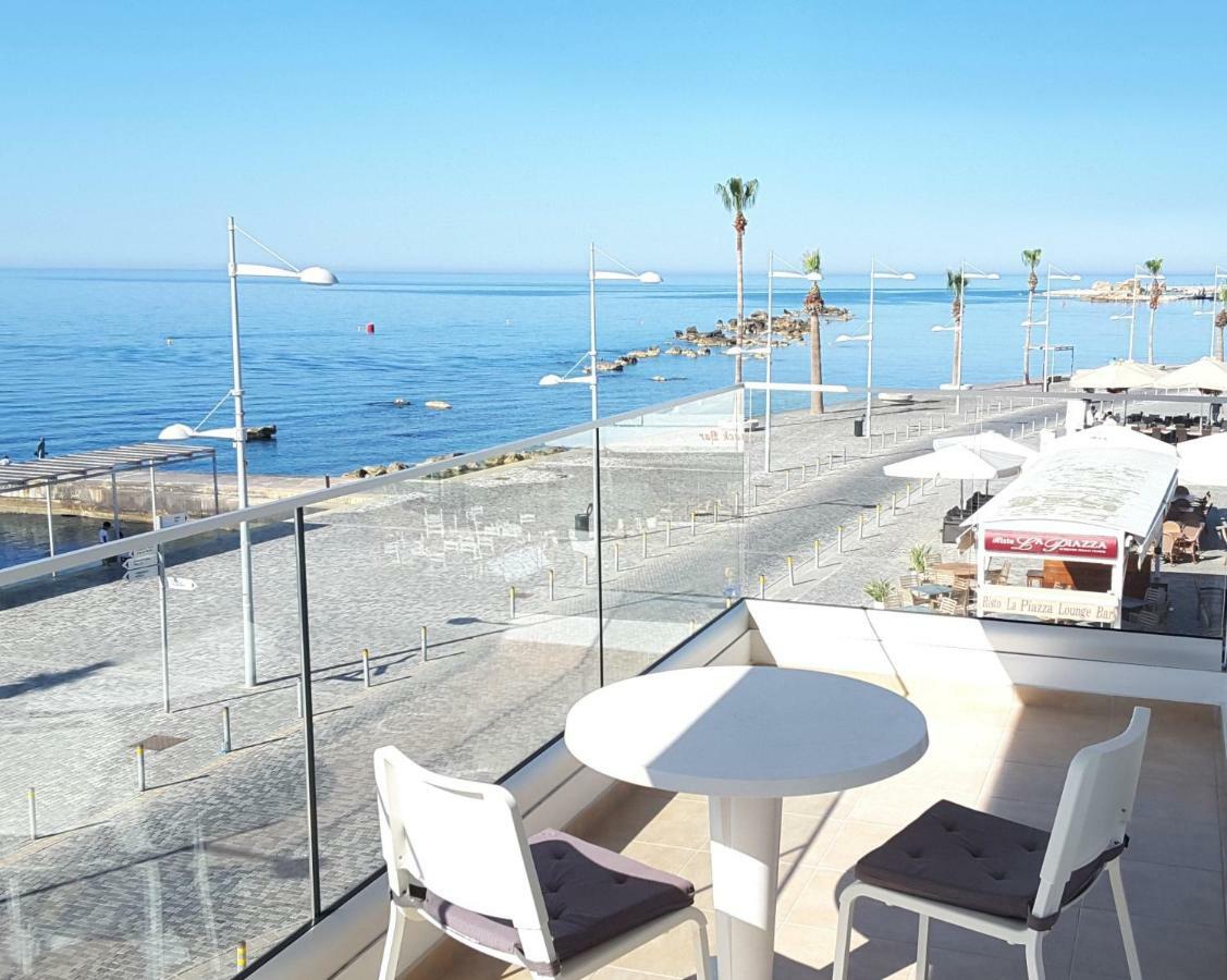Seaside Luxury Apartment Lighthouse 47 Paphos Extérieur photo